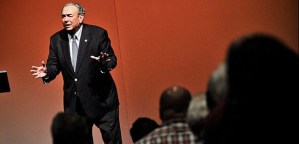 RC Sproul teaching image