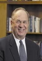 Kaiser W image w books in background